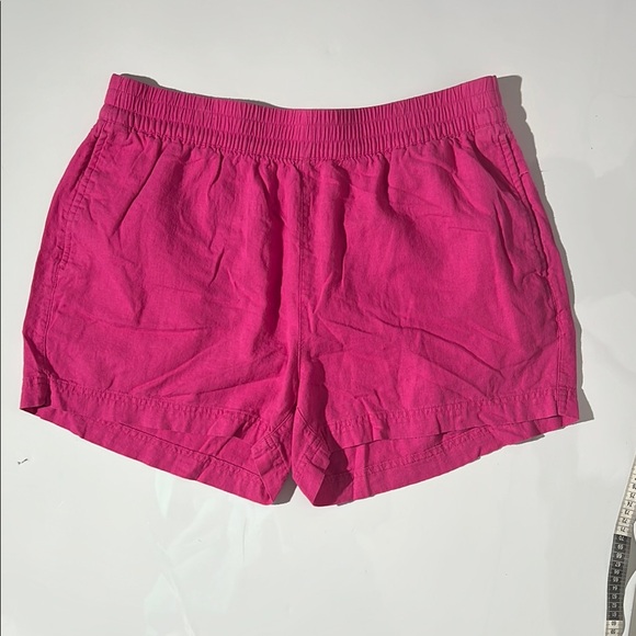 Old Navy Bright Pink Women's Athletic Shorts - Picture 2 of 7